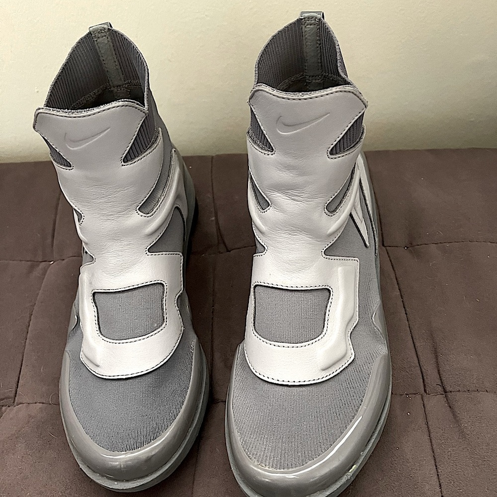 Rare Nike Air Vapormax. Good condition. Sz 11-12